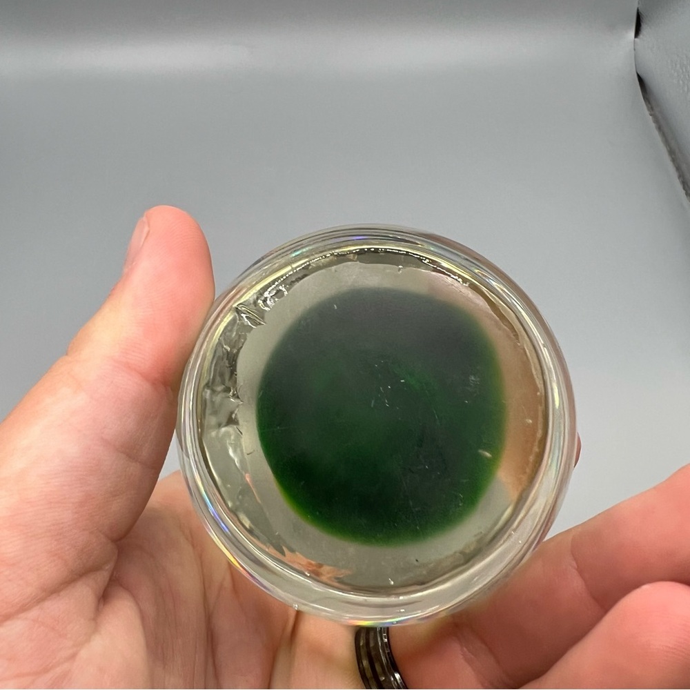 controlled bubble glass paperweight Green and clear - Picture 6 of 7